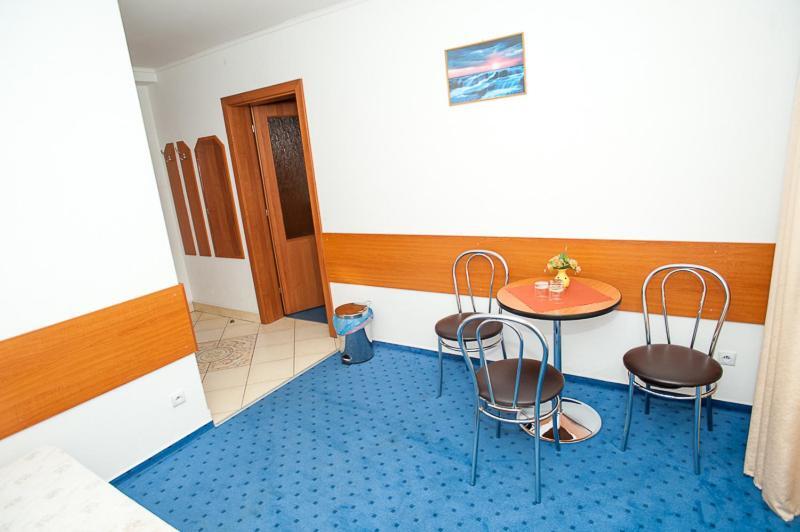 Oravsky Biely Potok Penzion Centrum מראה חיצוני תמונה